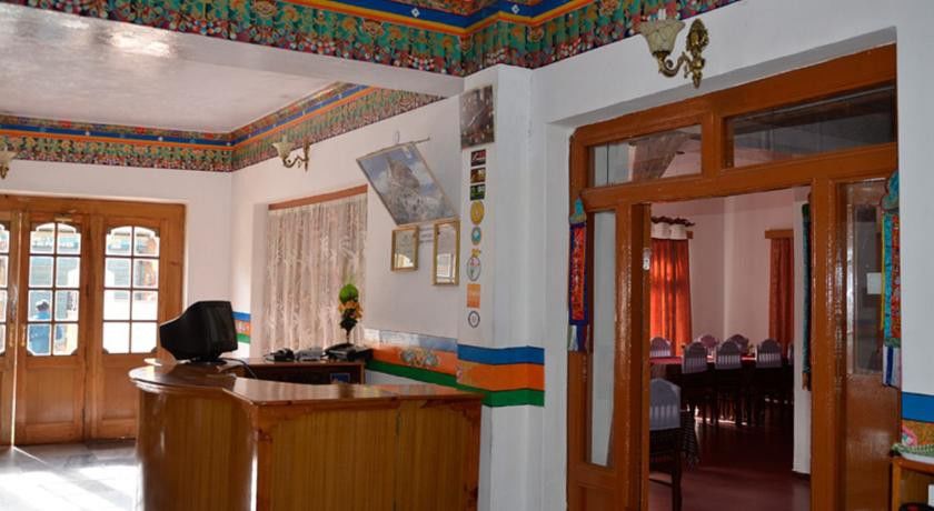 Hotel Lingzi Leh Esterno foto